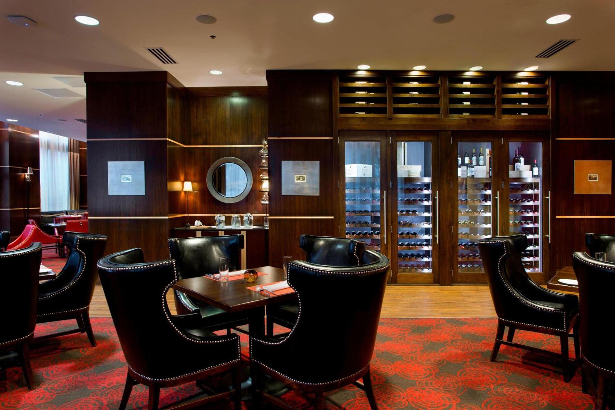Ambassador Hotel Wichita, Autograph Collection Εξωτερικό φωτογραφία