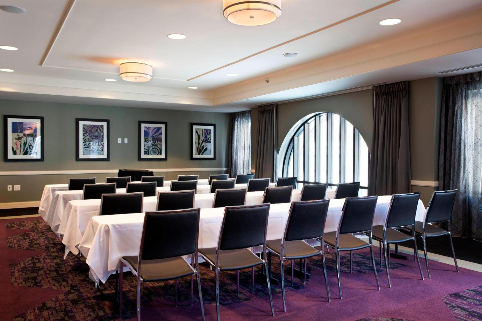 Ambassador Hotel Wichita, Autograph Collection Εξωτερικό φωτογραφία